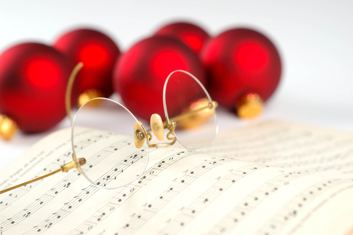 Mountainaires men's barbershop chorus prepares for Christmas concert
